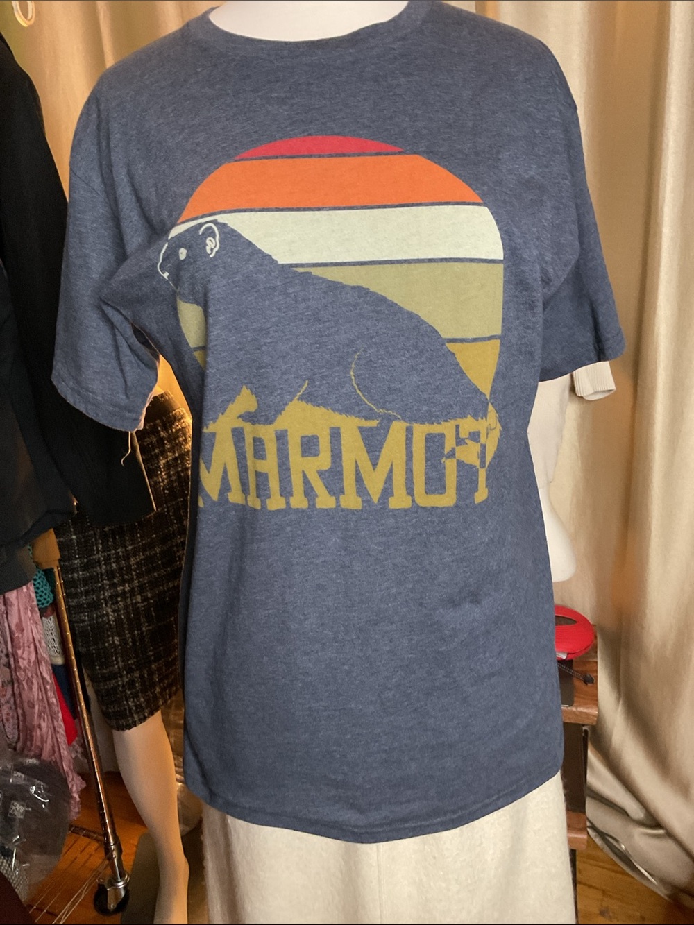 Marmot x thread The Dawning Marmot T-Shirt Women’s large grey blue